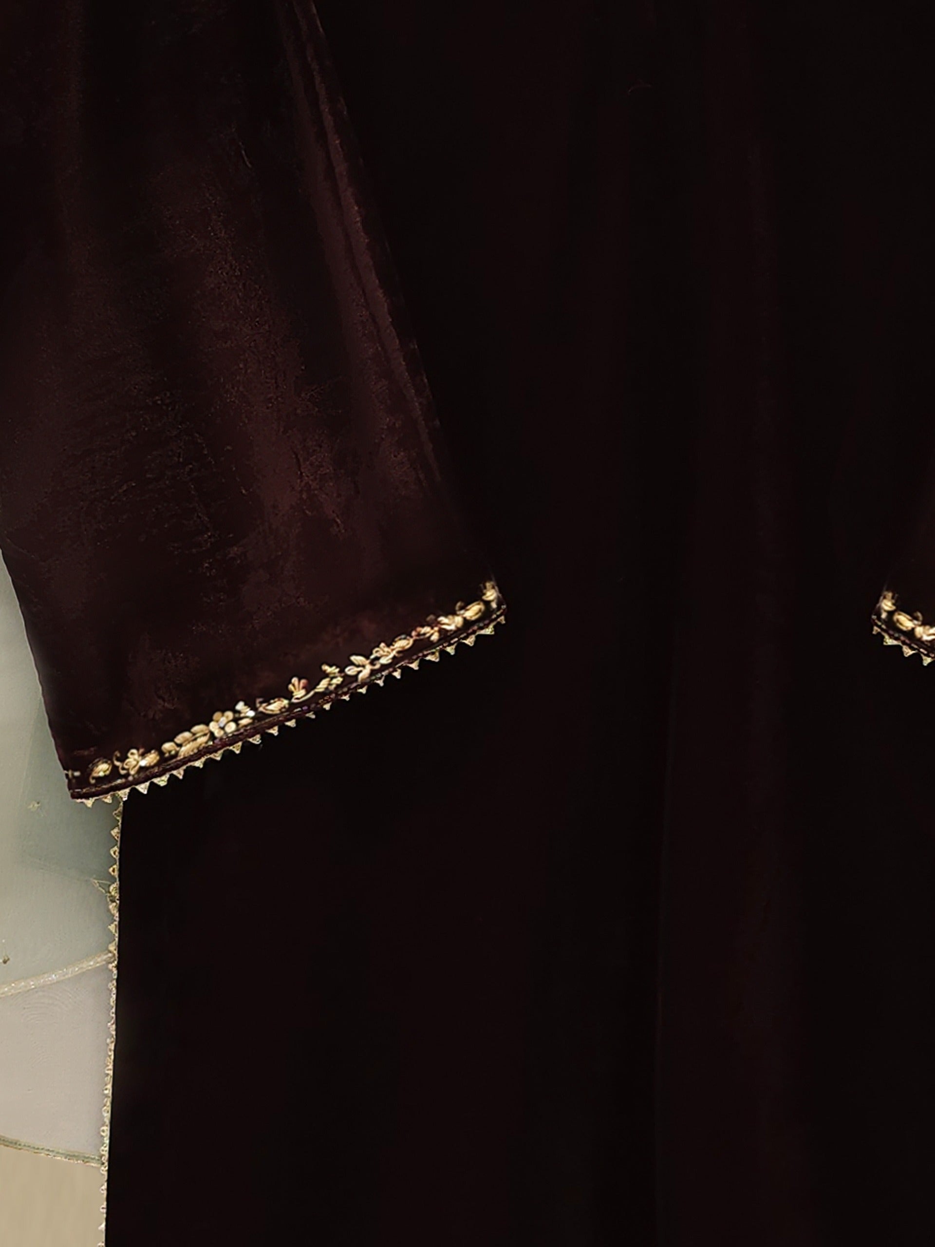 2 Piece - Embroidered Velvet Suit S113374