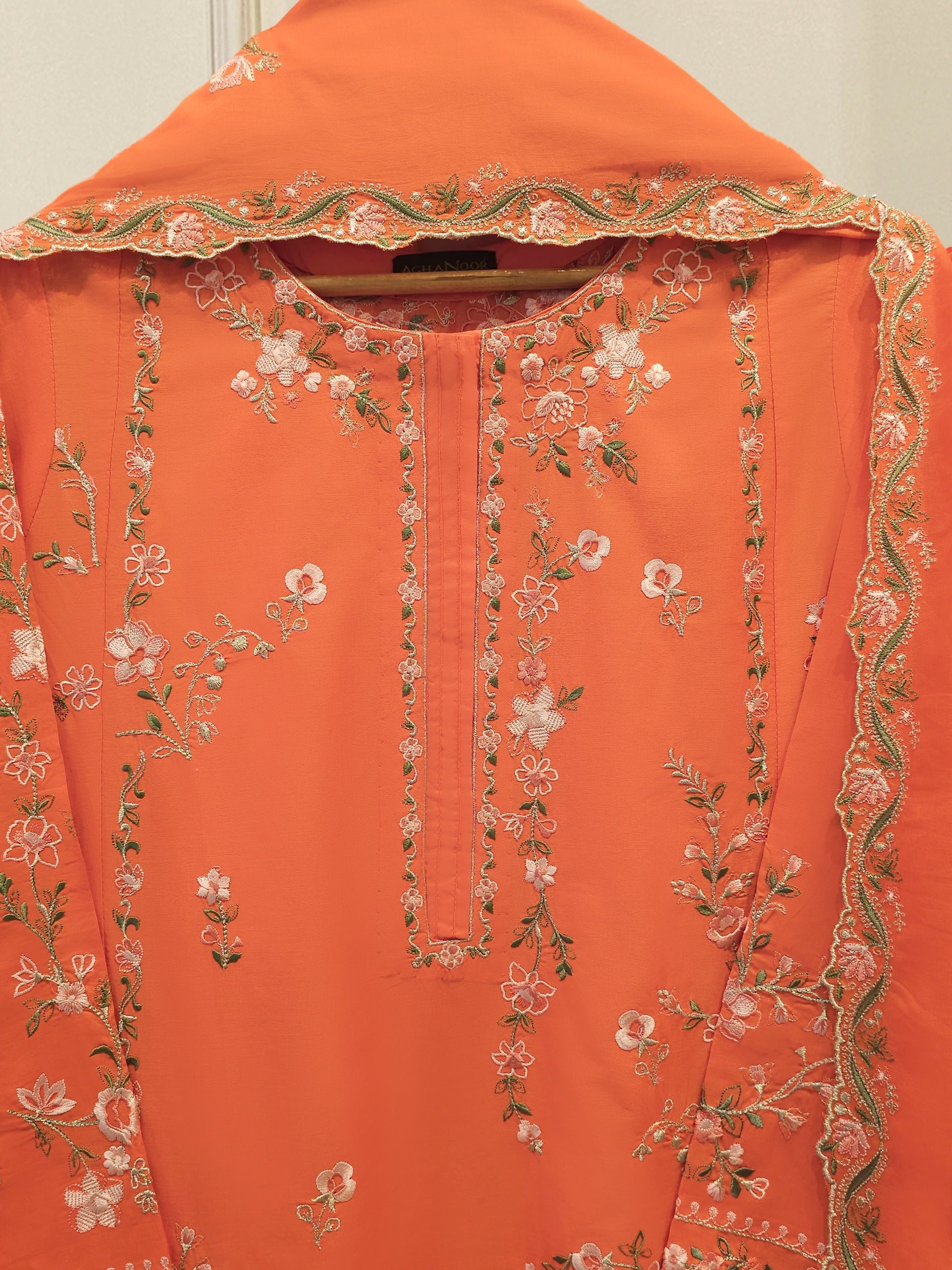 3 Piece - Embroidered Cambric  Suit S114602