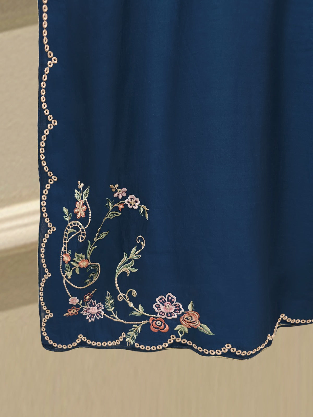 3 Piece - Pure Khaddi Silk Embroidered  Suit S115040
