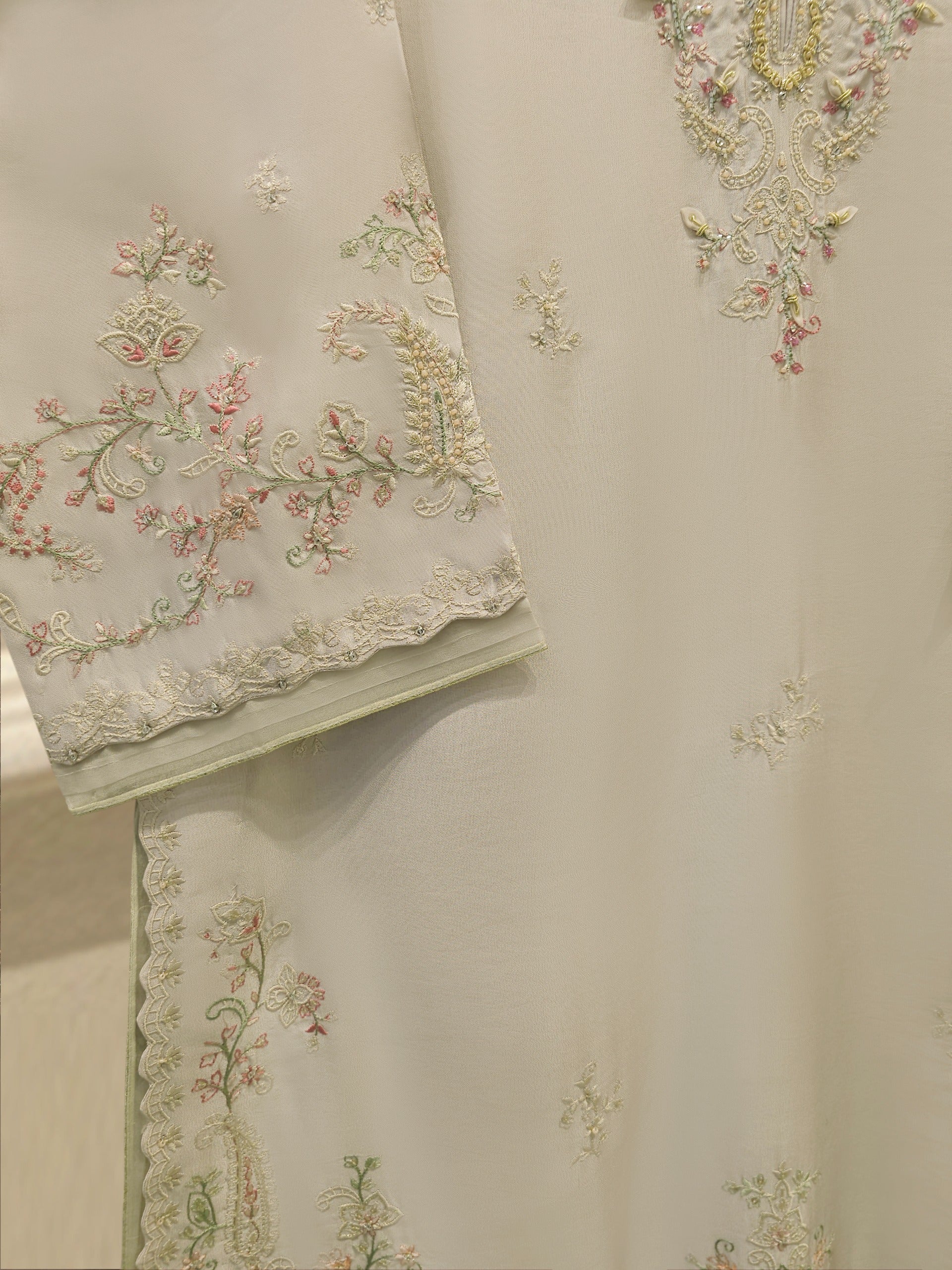 3 Piece- Pure  Sheesha Silk Embroidered Suit S115118