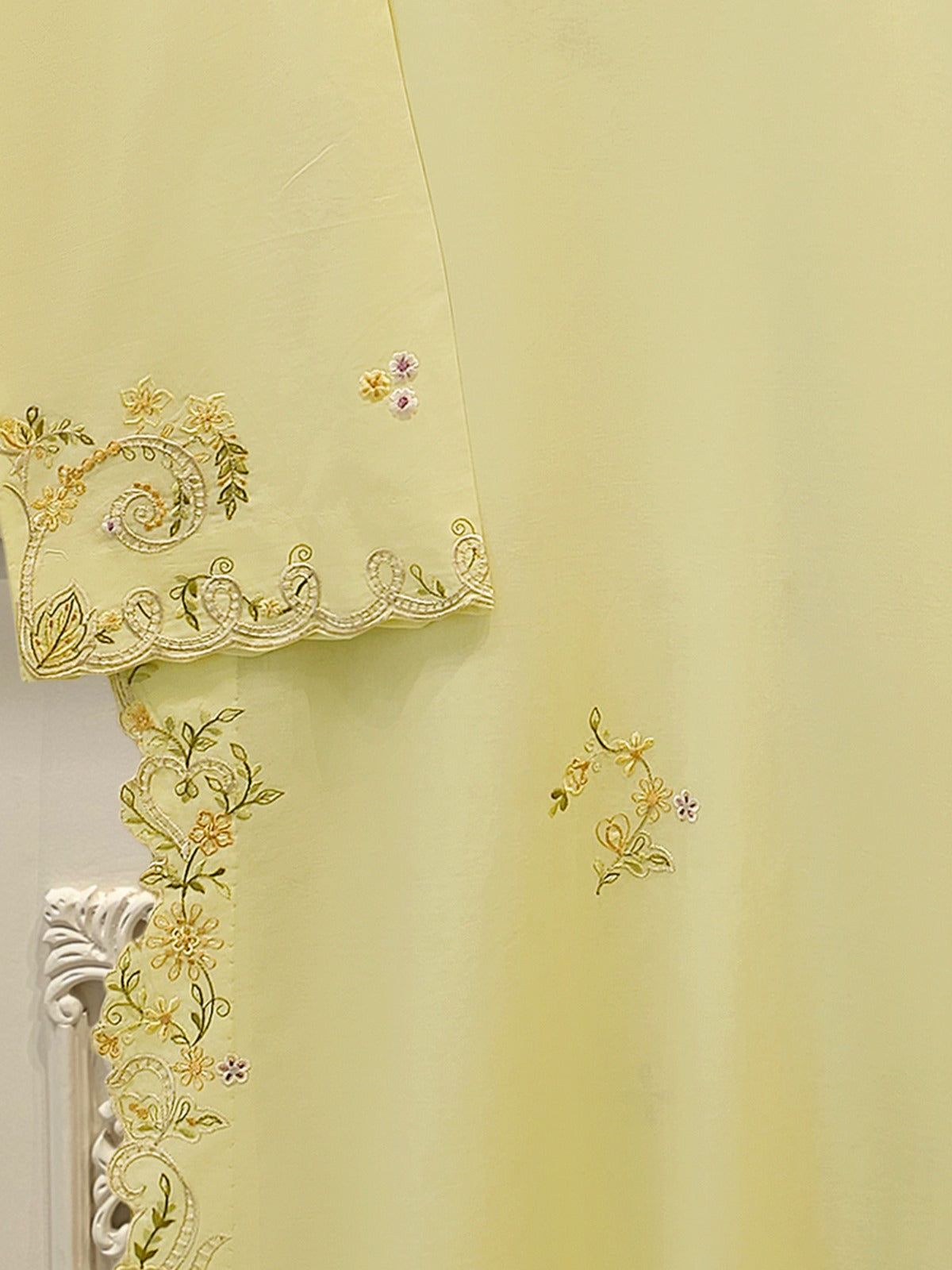 2 Piece - Embroidered Cambric Suit S115277