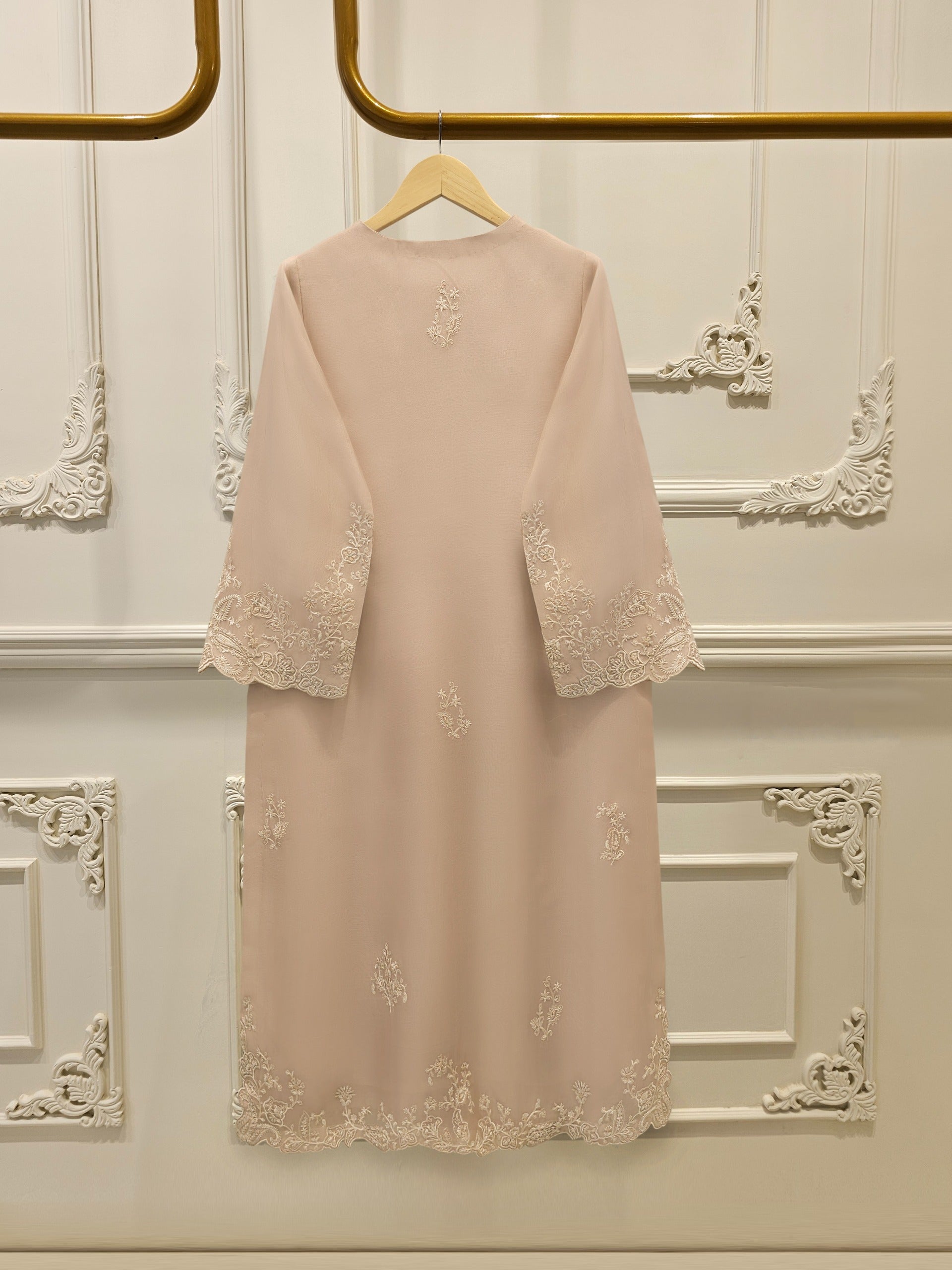 3 Piece - Pure Organza Embroidered Suit S114615
