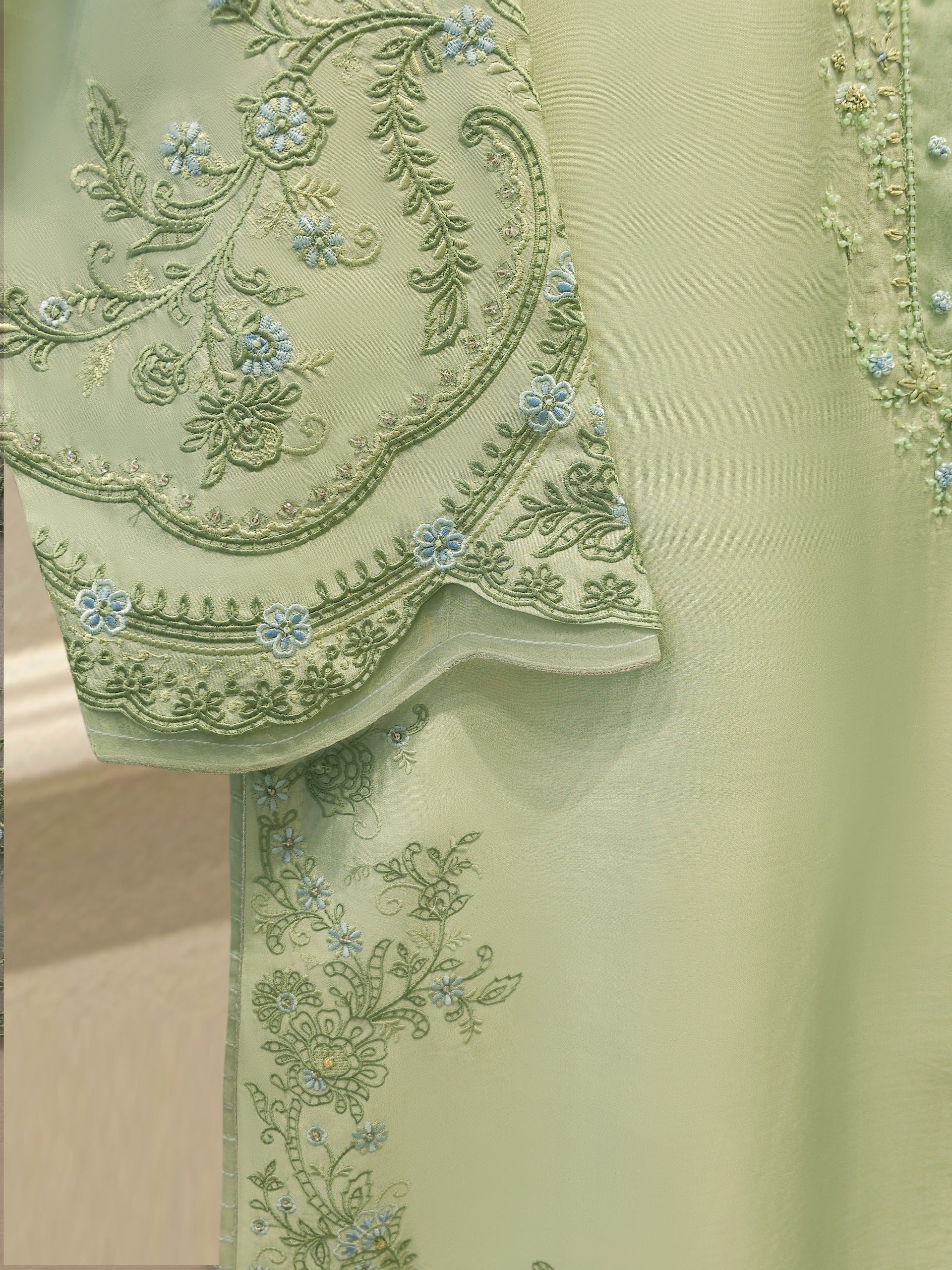 3 Piece- Pure  Sheesha Silk Embroidered Suit S115038
