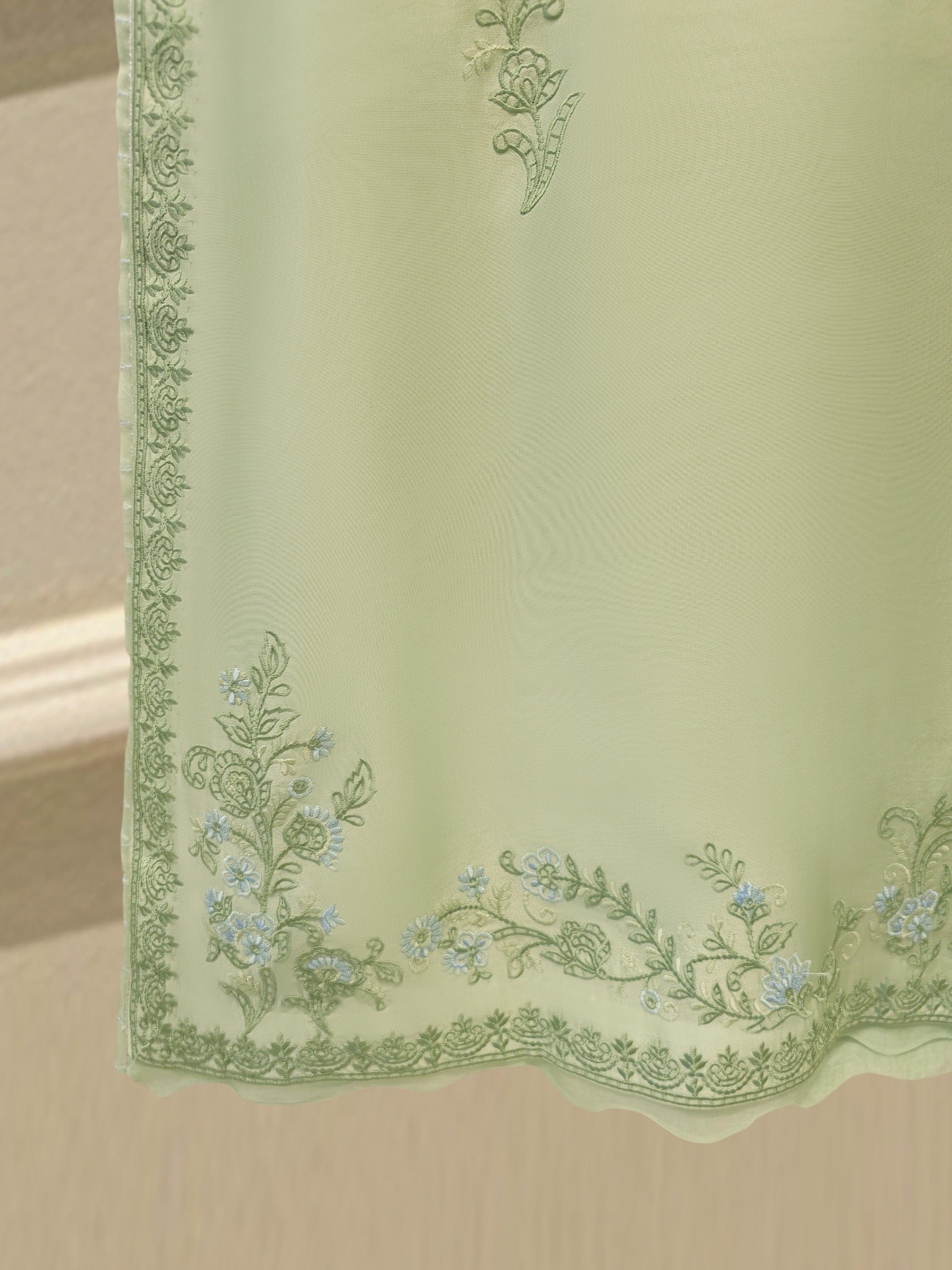 3 Piece- Pure  Sheesha Silk Embroidered Suit S115038