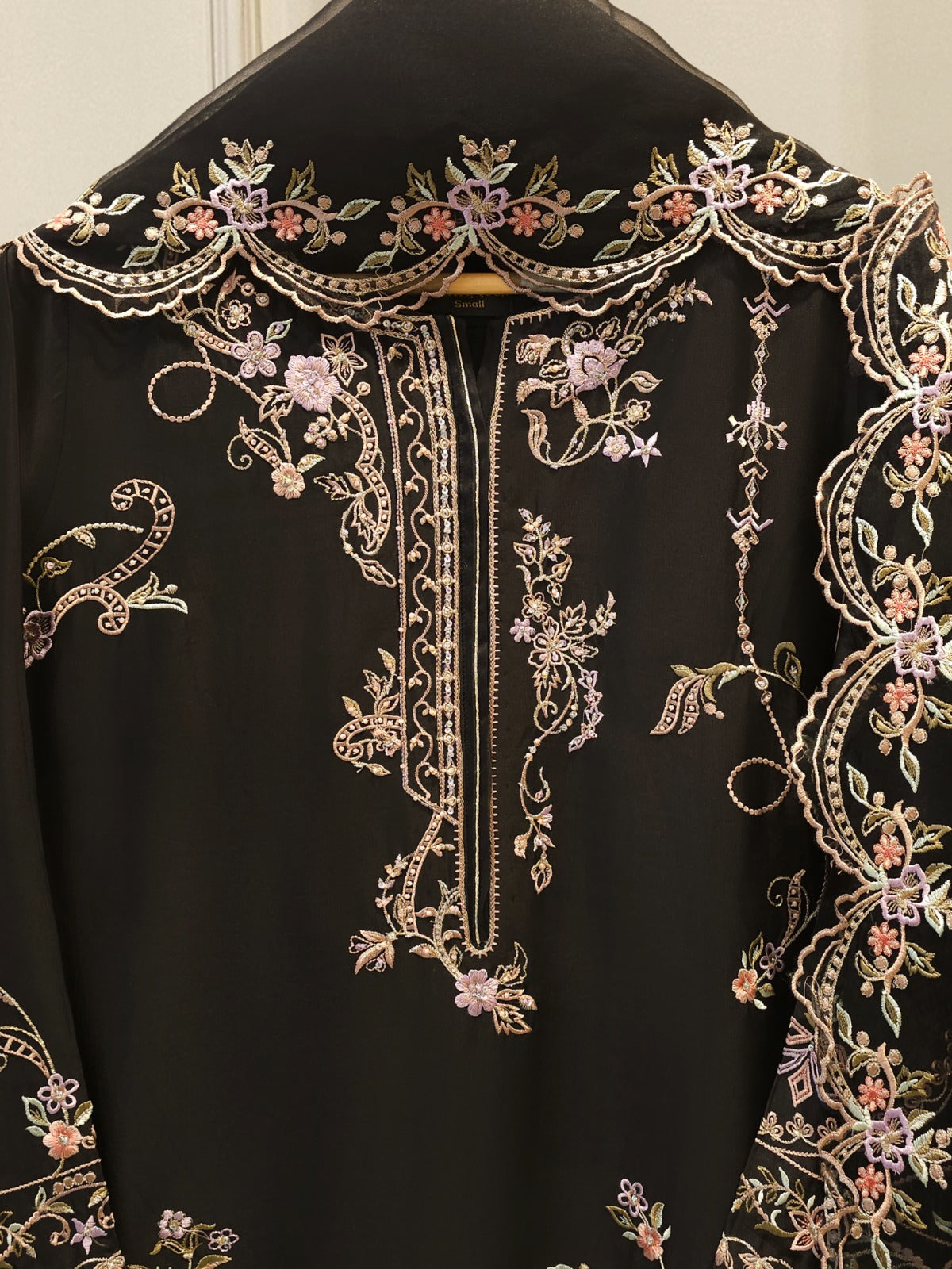 3 Piece- Pure  Sheesha Silk Embroidered Suit S115087
