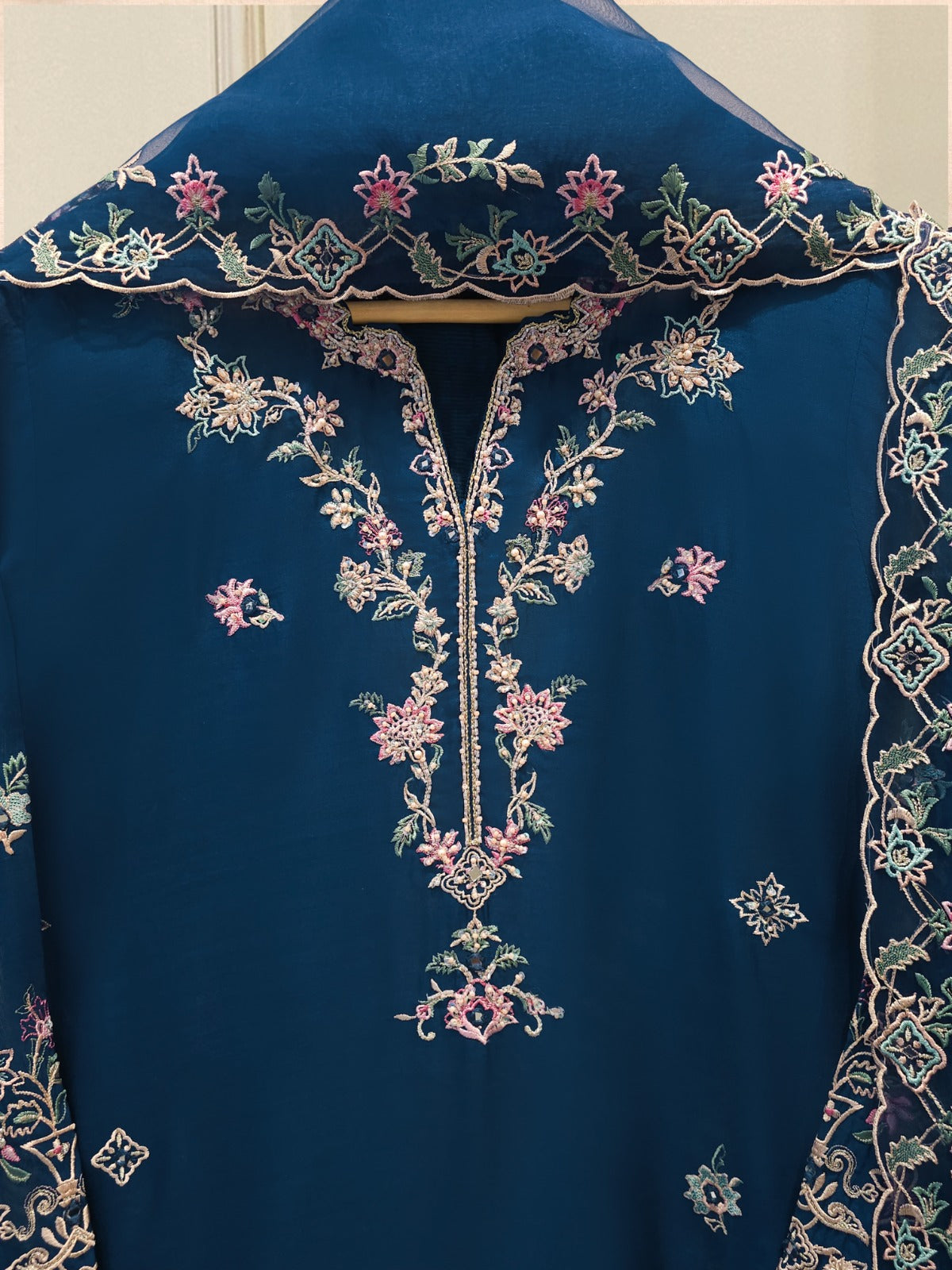 3 Piece - Pure Khaddi Silk Embroidered  Suit S115237