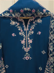 3 Piece - Pure Khaddi Silk Embroidered  Suit S115237