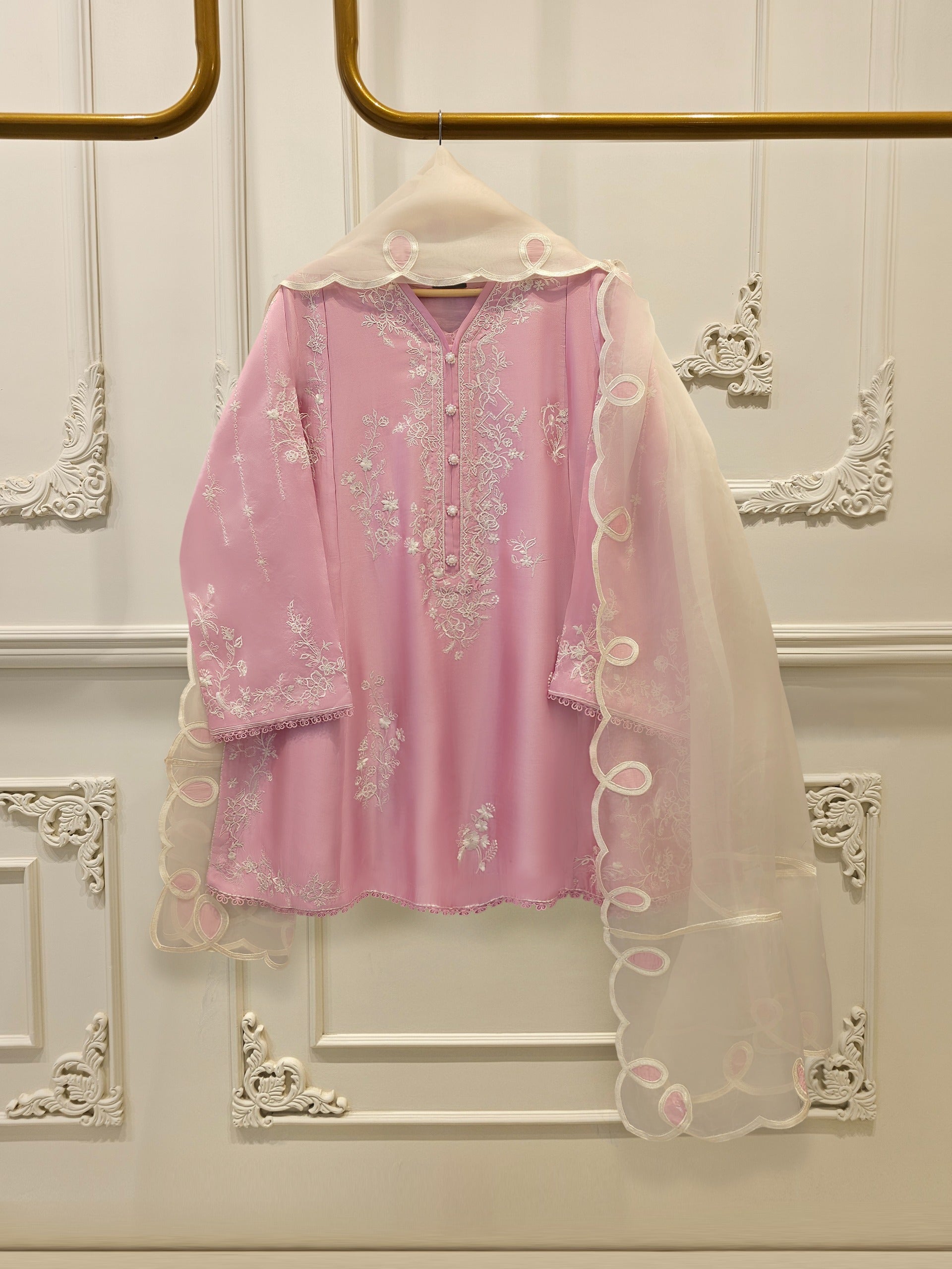3 Piece- Pure  Sheesha Silk Embroidered Suit S115291