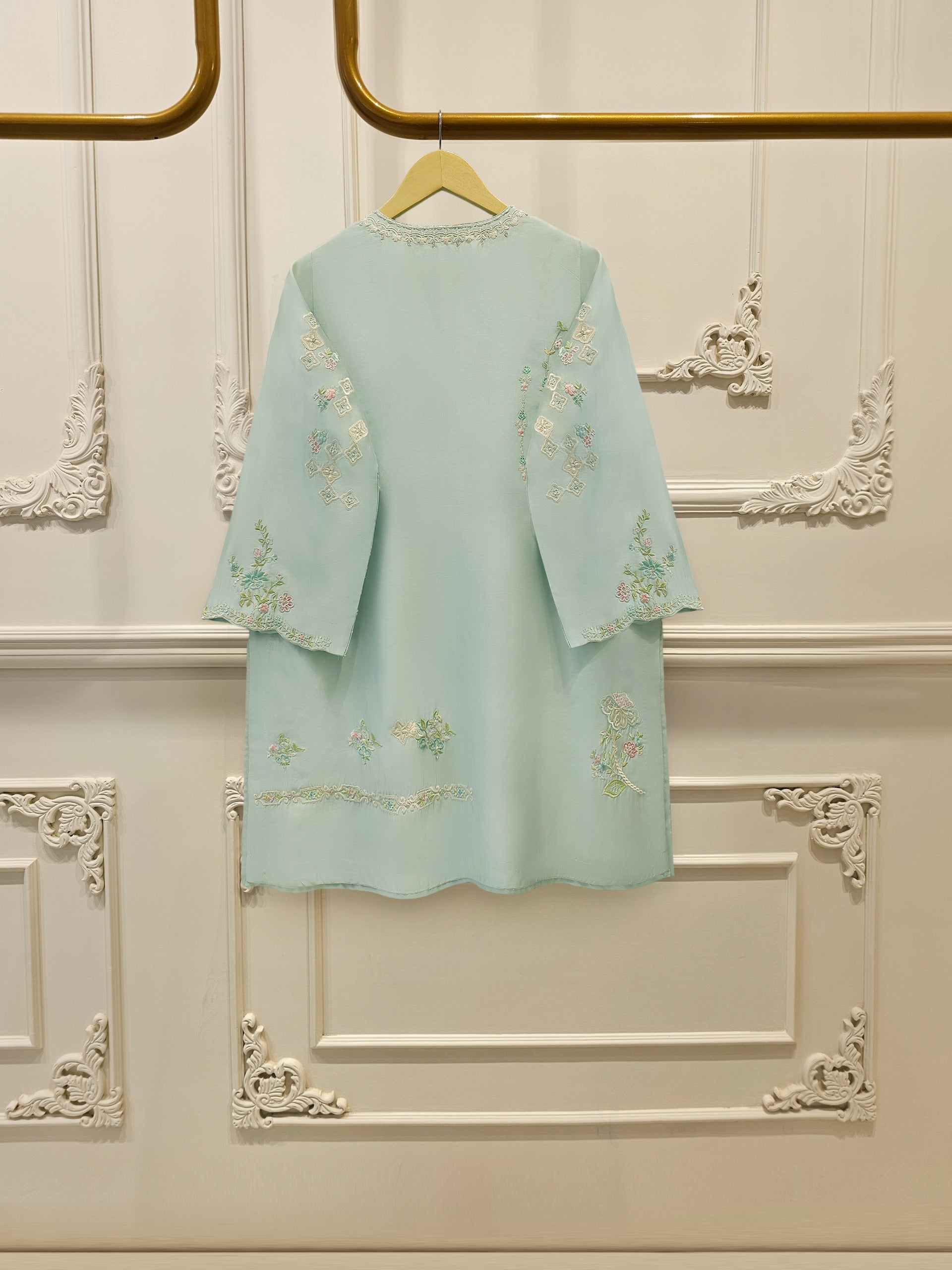 3 Piece- Pure  Sheesha Silk Embroidered Suit S115328