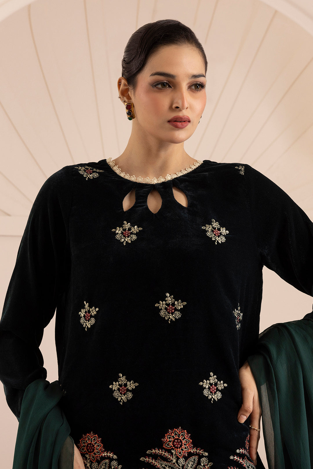 Embroidered Kurta Dupatta Trouser - 3283