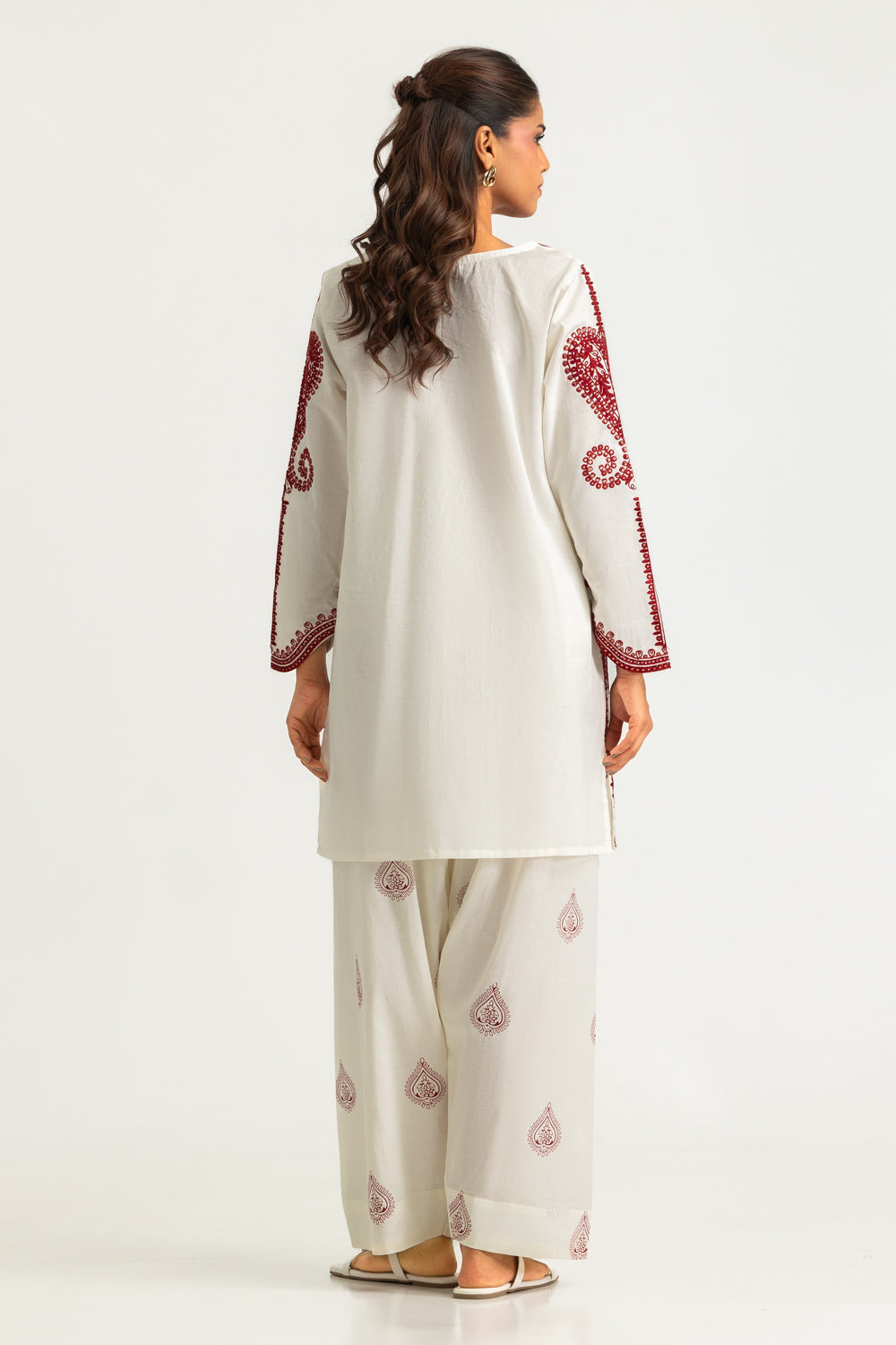 Cambric Printed Co-Ord Set With Embroidered