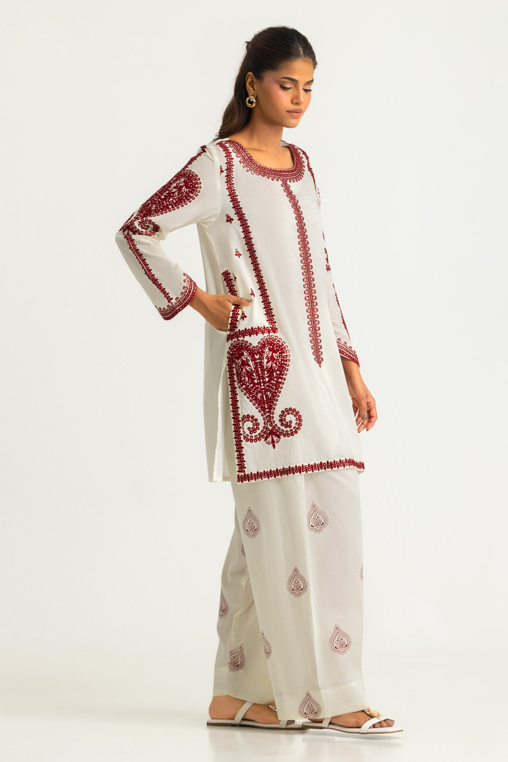 Cambric Printed Co-Ord Set With Embroidered