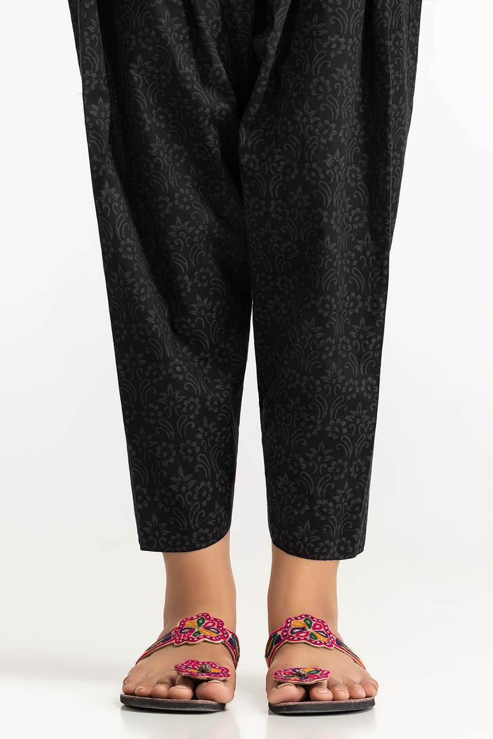 Black Dyed Cambric Screen Print Shalwar