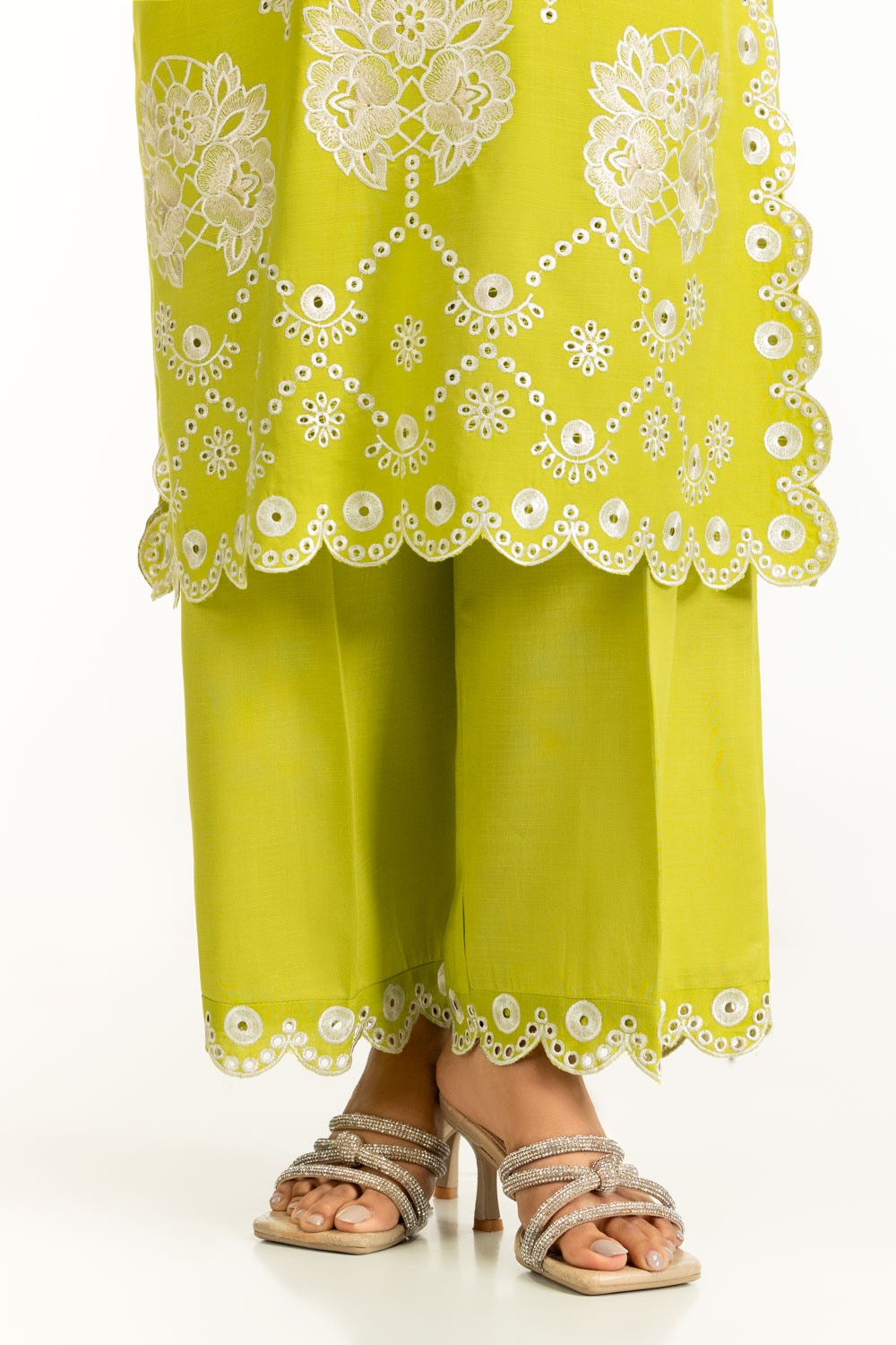 Viscose Rawsilk Embroidered Shirt And Trouser