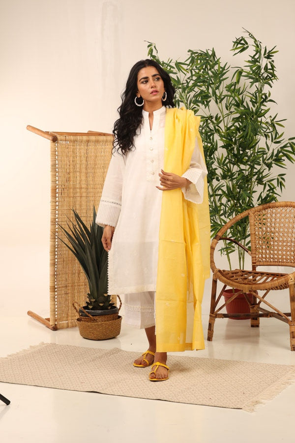 Yarn Dyed Embellished Shirt And Dupatta