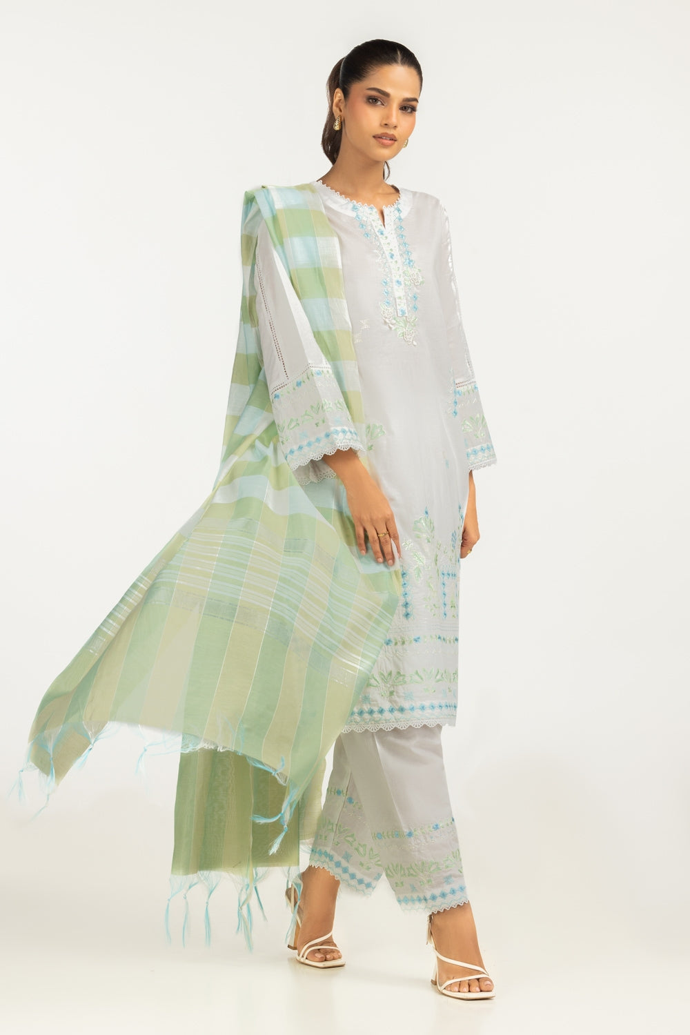 yarn-dyed Dupatta
